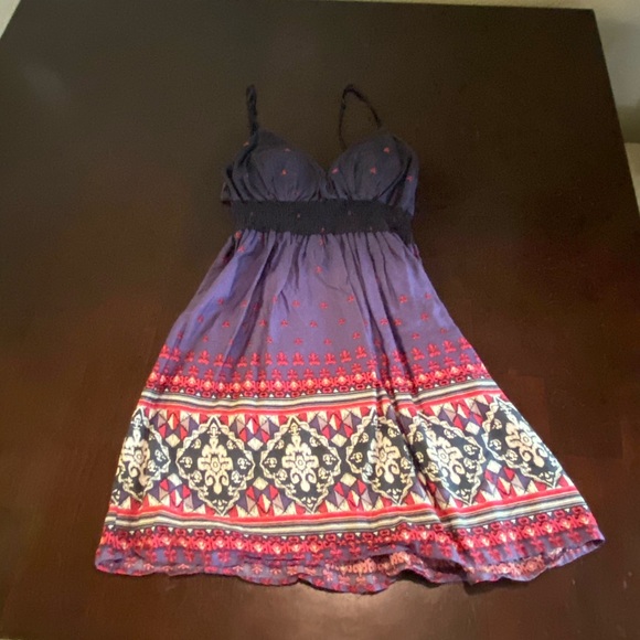 Dress - Picture 1 of 2